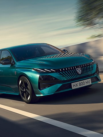 Nouvelle PEUGEOT 308 Hybride rechargeable