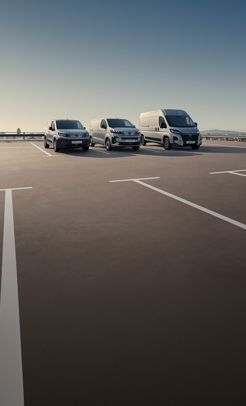 Peugeot Partner, Expert et Boxer avec message Le Temps des Pros et garantie Peugeot Care jusqu’à 8 ans