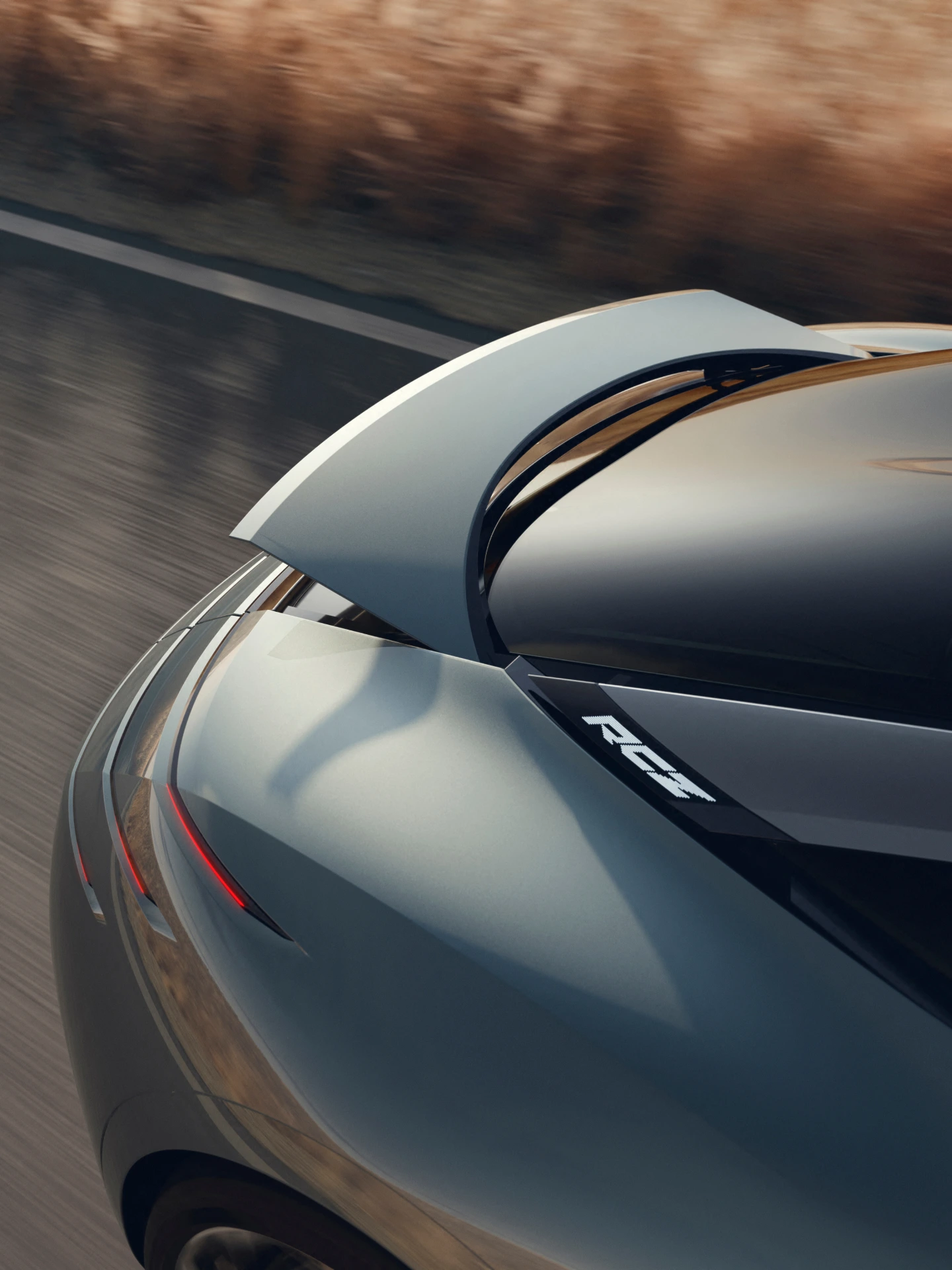PEUGEOT RCZ Vision avec son aileron arrière actif déployé