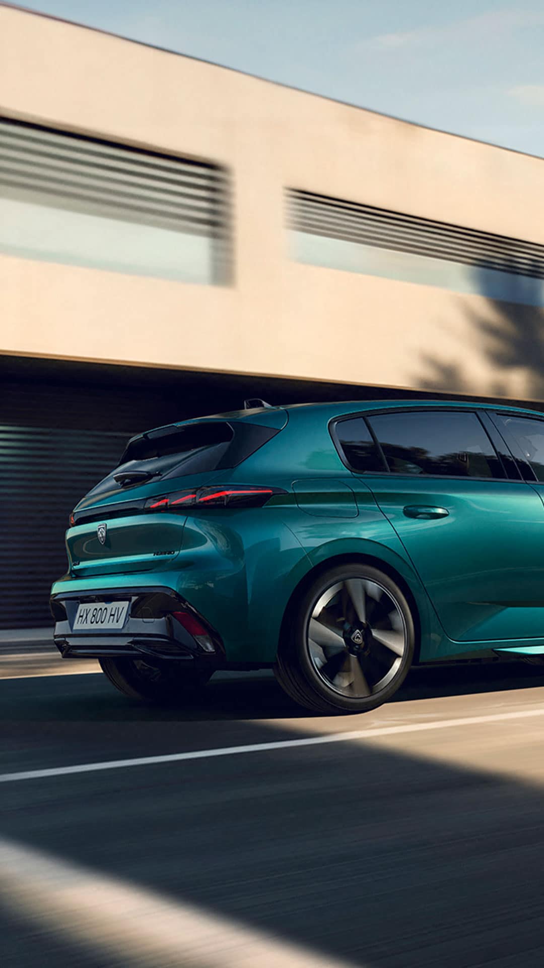 Nouvelle PEUGEOT 308 hybride vue arrière