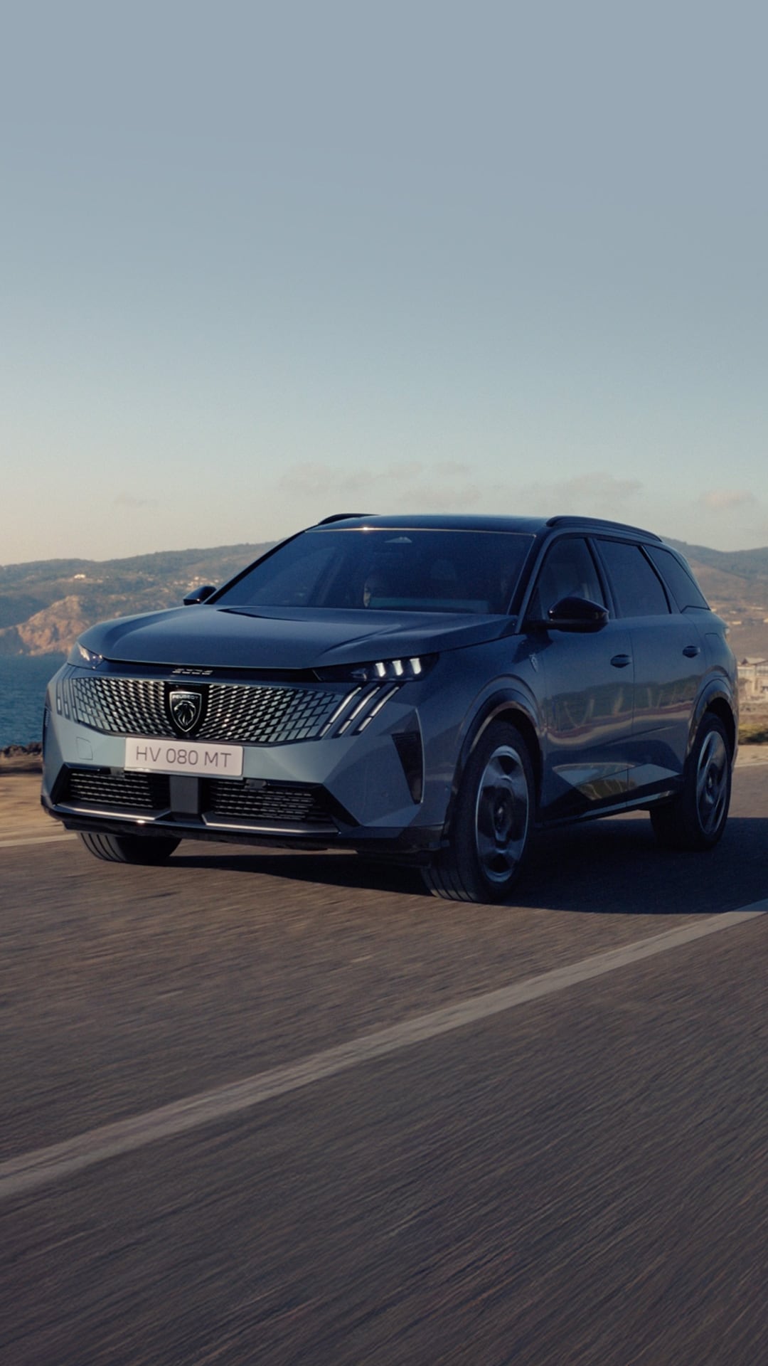 New Peugeot 5008 Hybrid