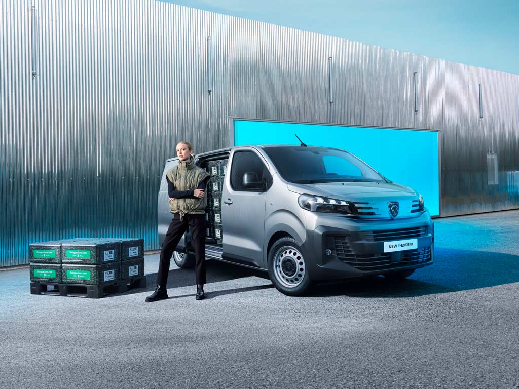New PEUGEOT E-EXPERT, sliding doors