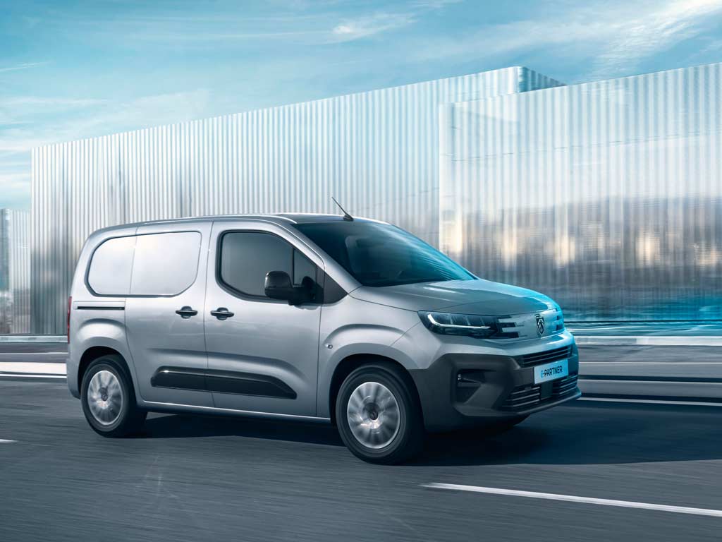 New PEUGEOT E-Partner front view