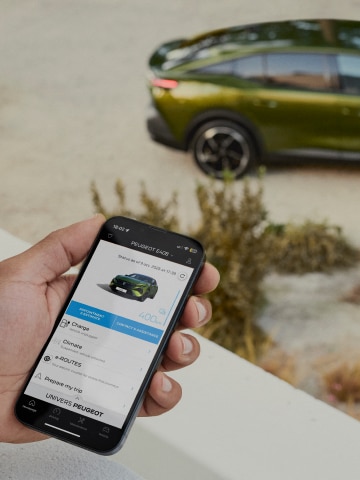 Nouvelle PEUGEOT E-408 services connectés