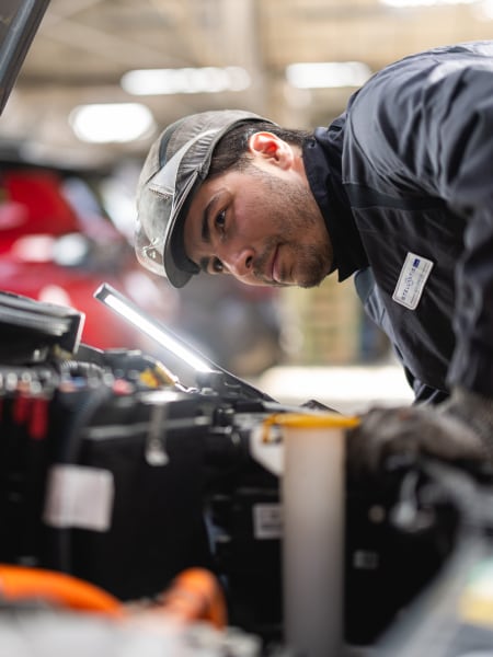 Technicien PEUGEOT